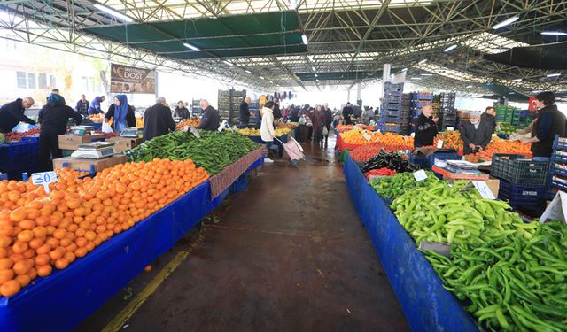Pamukkale Belediyesi pazaryeri saatlerini yeniden düzenledi