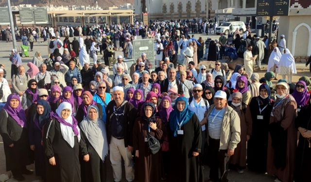 Denizli Umre Kafilesi Medine’yi ziyaret etti