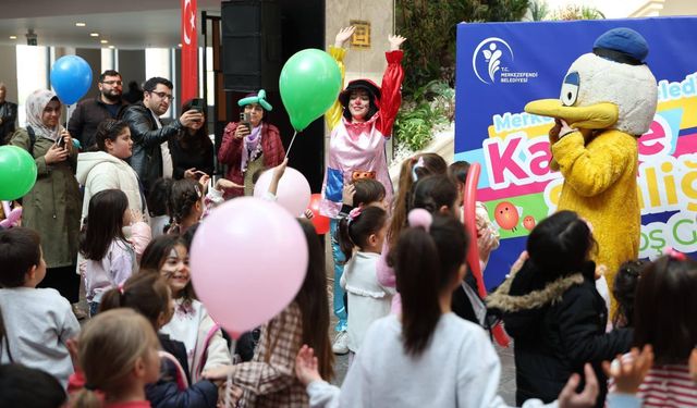 Merkezefendi’de Karne Sevinci Şenliğe Dönüştü