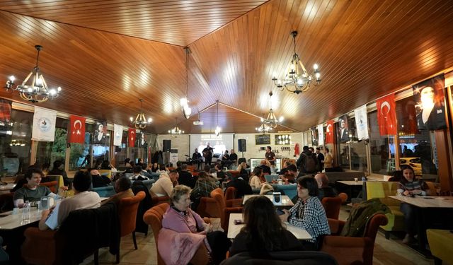 Pamukkale’de “Müzik Molası”na Yoğun İlgi