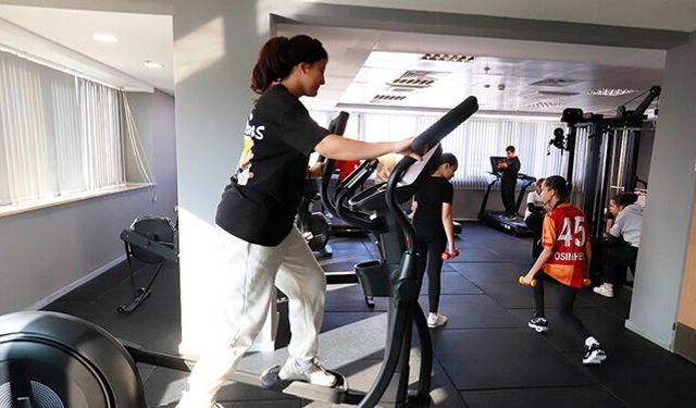 Spor salonu yeni ekipmanlarla donatıldı