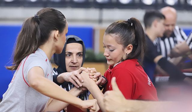 Bilek güreşi grup heyecanı Denizli’de başlıyor