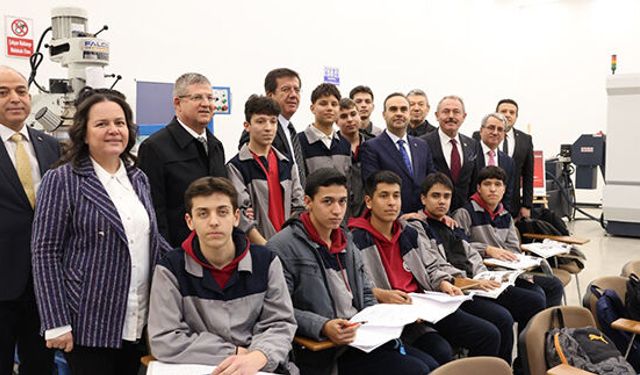 Denizli Model Fabrika’ya 10 yıl boyunca yıllık 6,5 Milyon TL destek