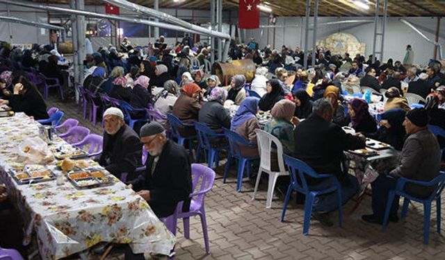 Kolak Mahallesi’nde iftar sofrasında gönül birliği