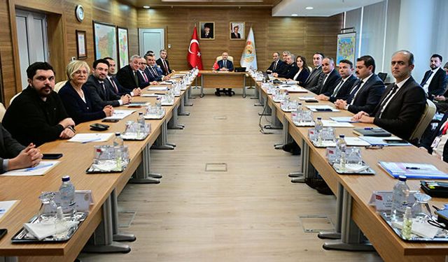Denizli’de bağımlılıkla mücadele masaya yatırıldı