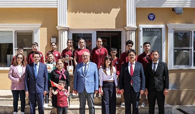 Azerbaycanlı öğrencilerden Çameli’ne kardeşlik ziyareti