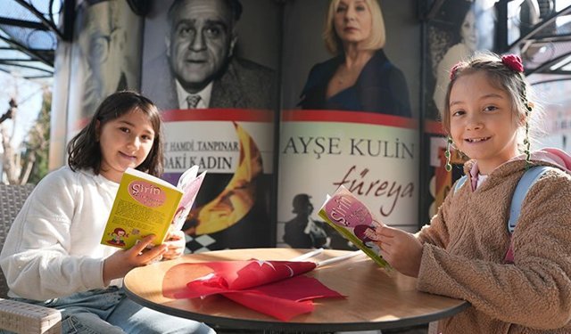 Pamukkale’de Kütüphaneler Haftası Kitap Kafe’de kutlandı