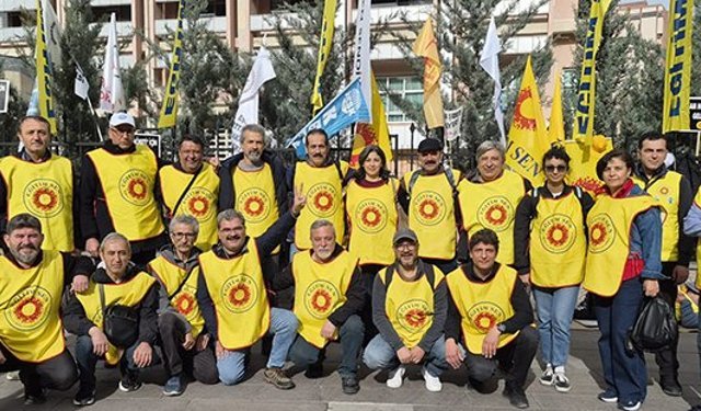 Denizli Eğitim-Sen Üyeleri Ankara’da “Yaşam Nöbeti”ne katıldı