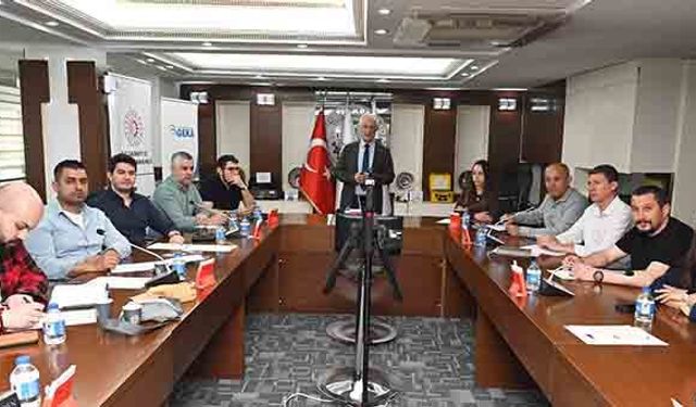 Denizli Ticaret Odası eğitimlerini sürdürüyor