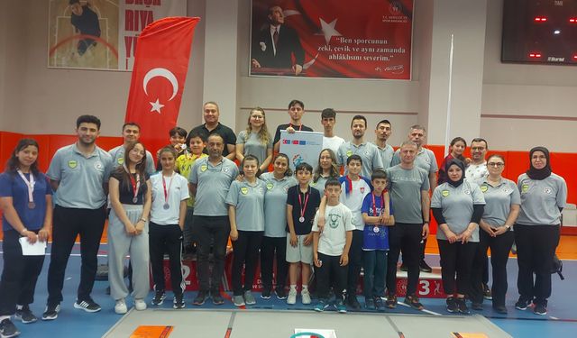 19 Mayıs Coşkusu Hemsball Turnuvasıyla Kortlara Taşındı