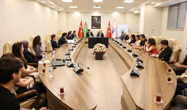 PAÜ’de Türkmenistan’ın Bağımsızlığının 35. Yılı Konuşuldu