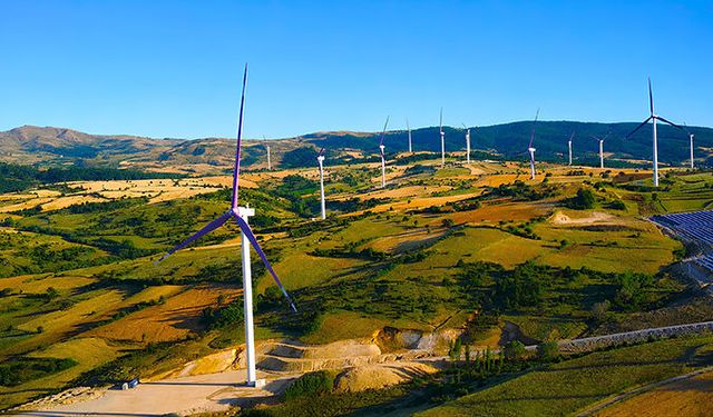 AYDEM yenilenebilir enerji kurulu gücünü 1.216 mw’a yükseltti