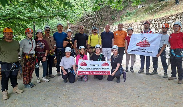 Babadağ’da geleceğin dağcılık liderleri yetişiyor