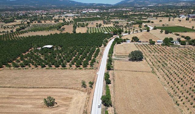 Kızılcabölük-Altınova yolu yeniden ulaşıma açıldı