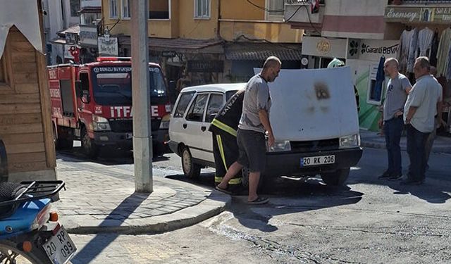 Hareket halindeki otomobil alev aldı