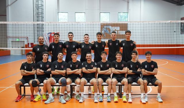Acıpayam’dan voleybolda iddialı yükseliş