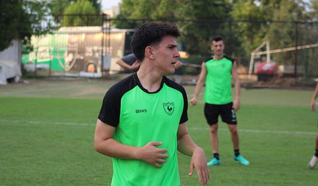 Denizli'nin genç kanat oyuncusu hedefine koşuyor