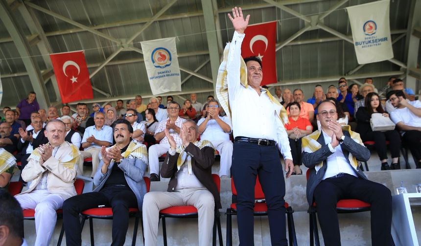 Denizli Yağlı Güreşleri'nin Ağası Hayati Işık Oldu