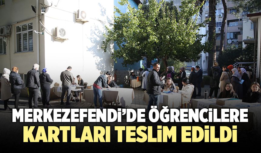Öğrenim Desteği Alan Öğrencilere Banka Kartları Teslim Edildi