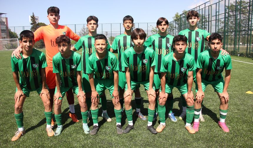 Denizlispor’un Gençleri Play-Off’a Kaldı