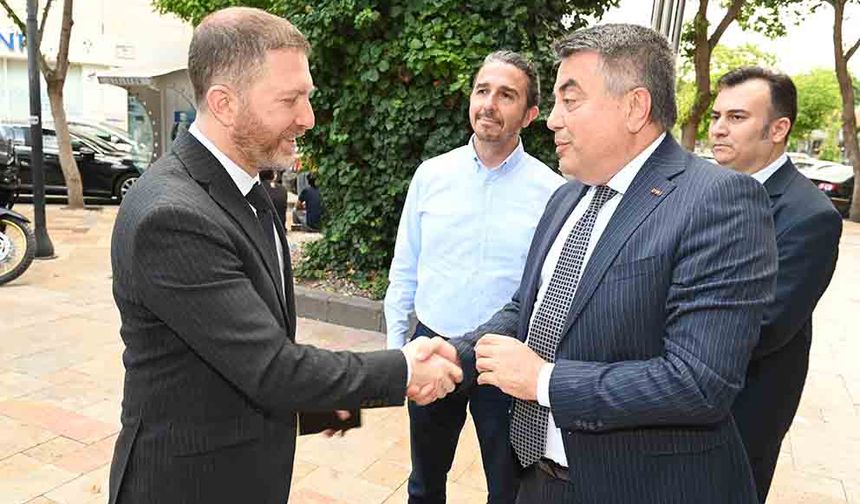 DTO Azerbaycan'ın Ticaret Temsilcilerini Ağırladı