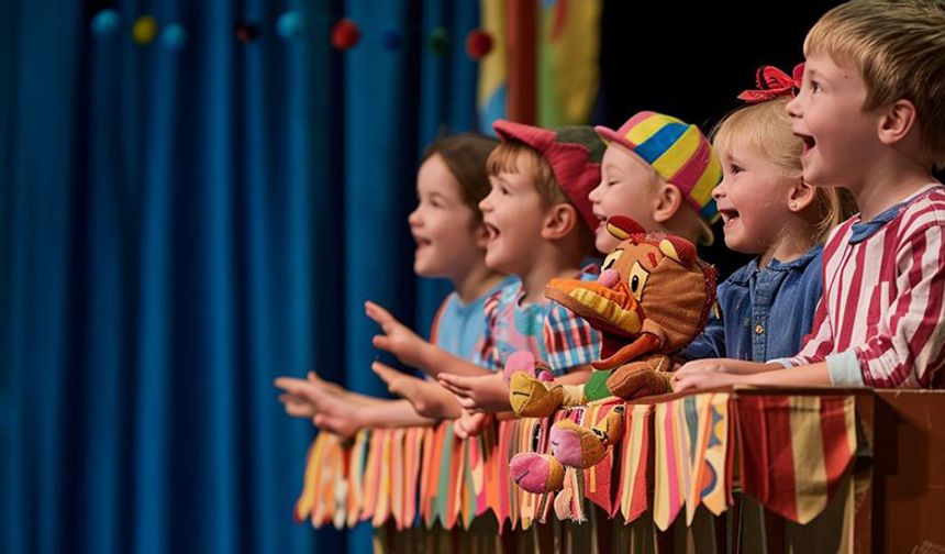 1.Uluslararası Çocuk Tiyatroları Festivali Başladı