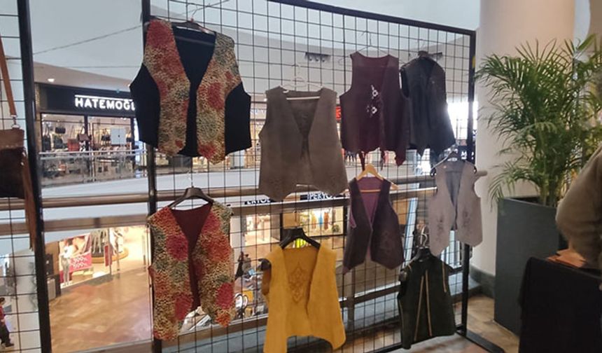 “Deri’nden İzler” sergisi beğeni topladı