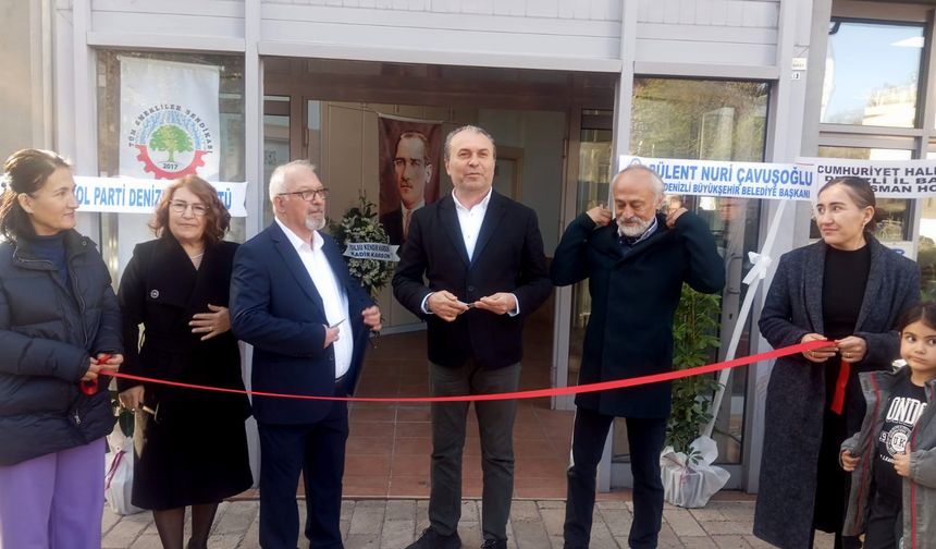 İlhan Kendir’in yağlıboya tabloları sanatseverlerle buluştu
