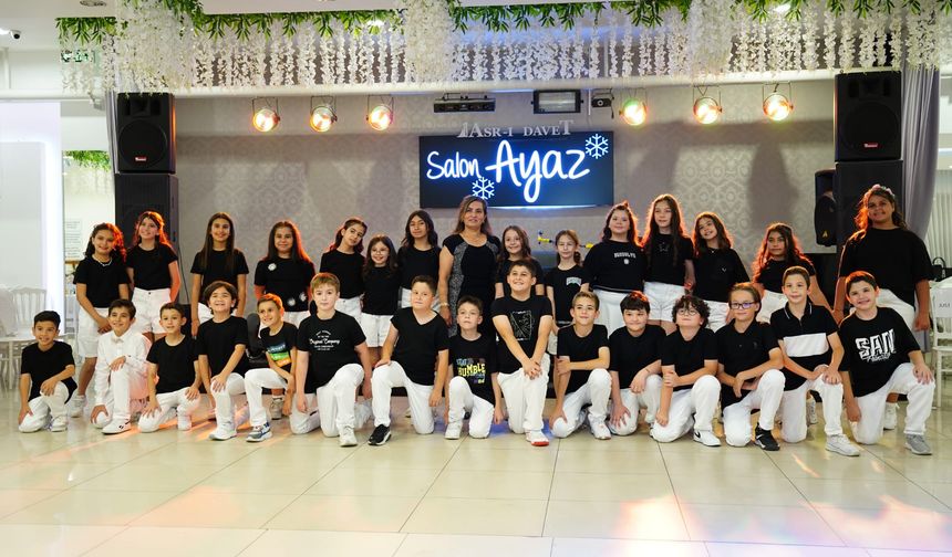 EMSAN İlkokulu 4-K Sınıfı Mezuniyet Gösterisiyle Büyüledi