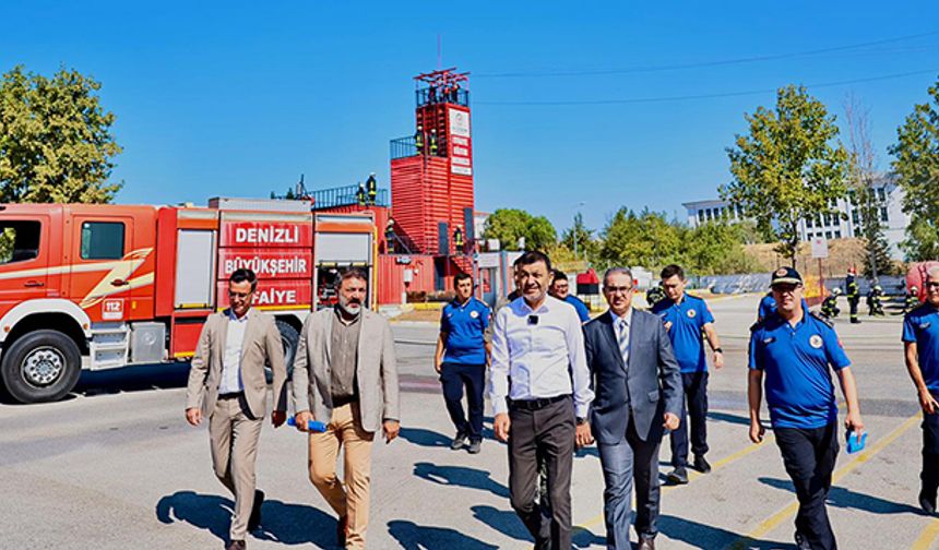 Çavuşoğlu, İtfaiye Eğitim Merkezi’ni ziyaret etti
