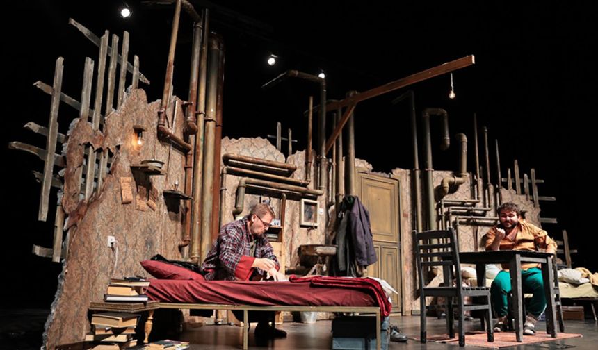 Sanatseverlerden "Sığıntılar"a yoğun ilgi