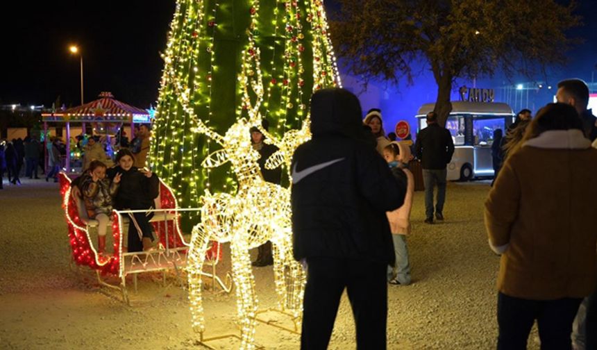 Siyasi parti temsilcilerinden 2026 mesajları