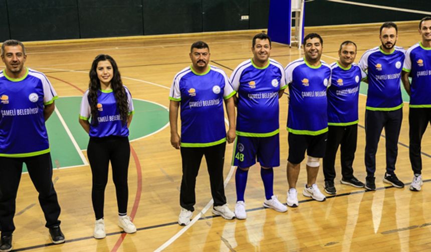 Çameli’de Kurumlar-Mahalleler Arası Voleybol Turnuvası başladı