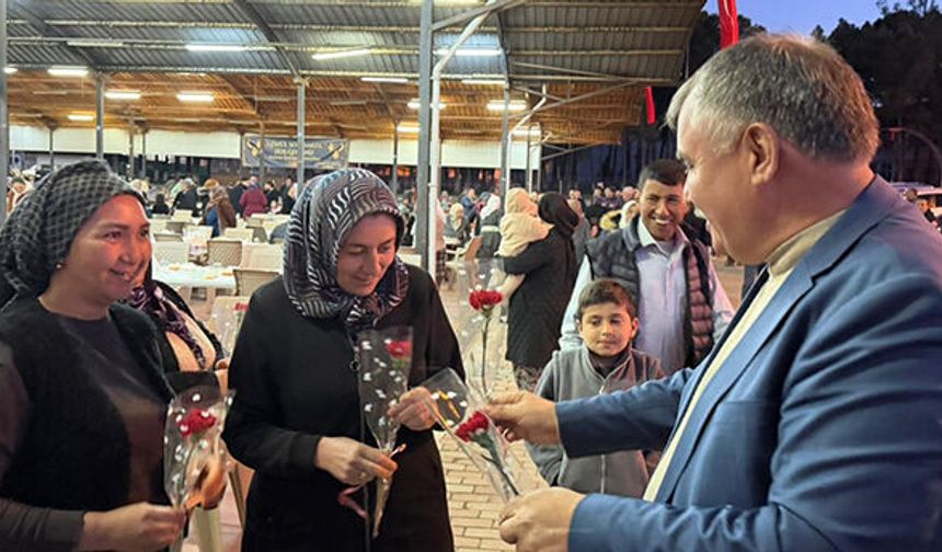 Sezayi Pütün gönül sofrasına konuk olan kadınları unutmadı