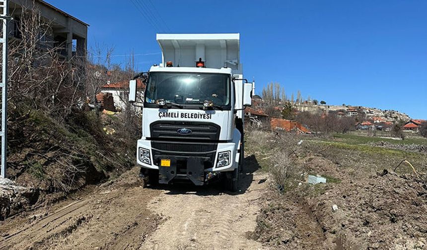 Çameli’nde yol bakım çalışmaları sürüyor