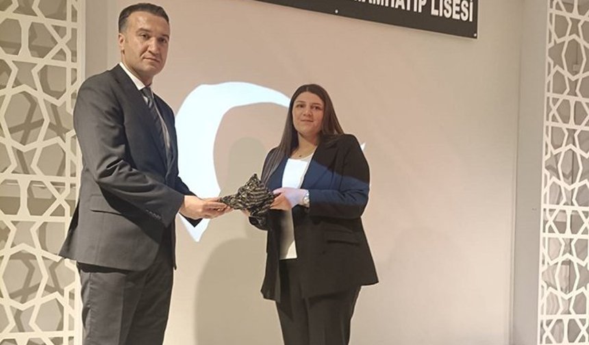 Milli Mücadele ruhunu en etkileyici kareye sığdırdı