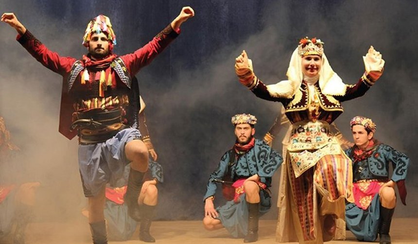 Merkezefendi’de yetişkin halk oyunları kurs kayıtları başladı