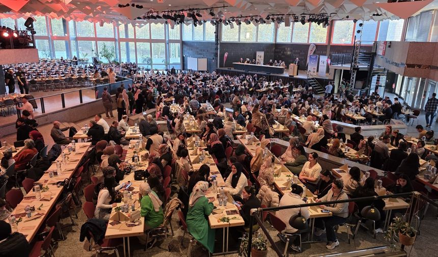 Leverkusen'de 3 bin kişilik büyük iftar buluşması