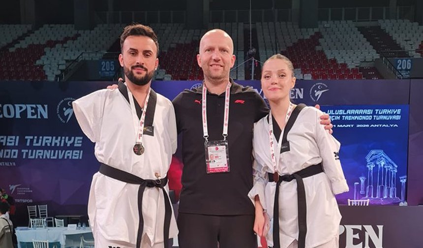 Denizlili taekwondocular Antalya’da madalya kazandı