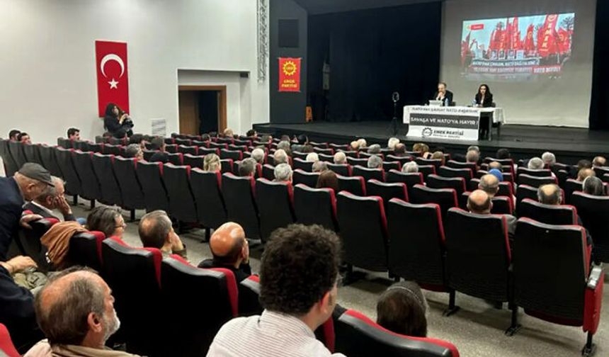 Denizli’de Ortadoğu Savaşı ve Nato Paneli düzenlendi