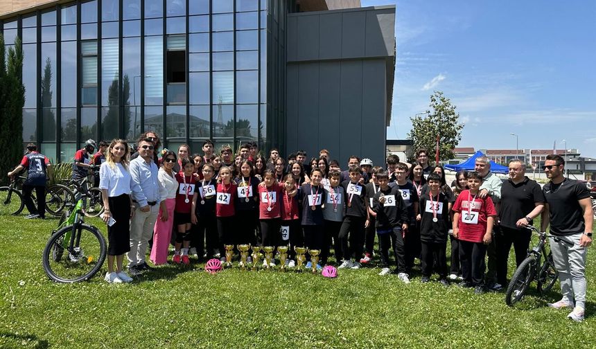 Denizli Çözüm Koleji Öğrencilerinden Büyük Başarı
