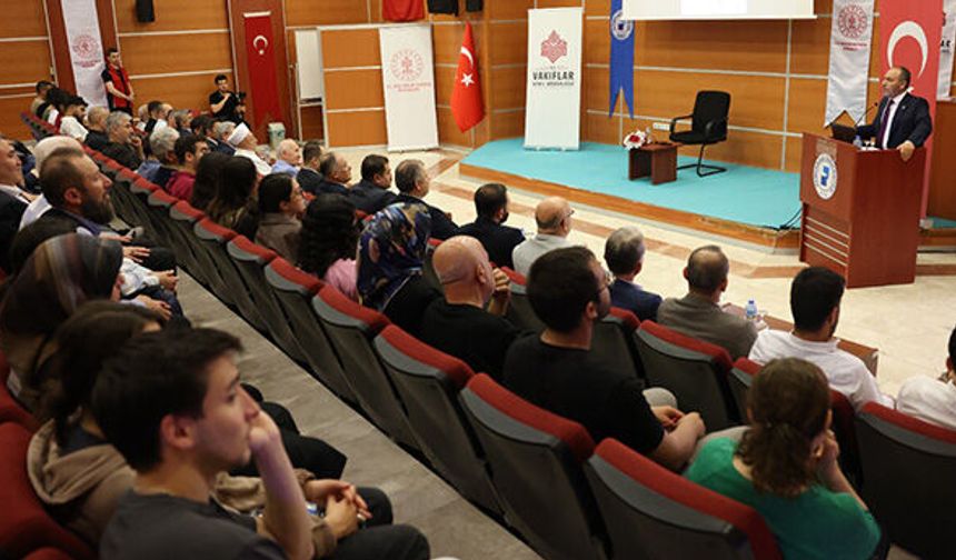 PAÜ’de Prof. Dr. Ahmet Şimşirgil’den Millî Mücadele ve Vakıf Etkinliği