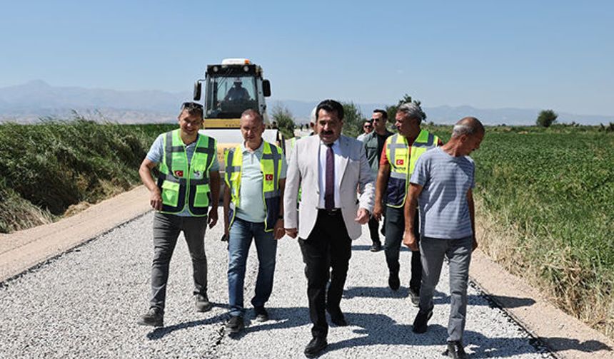 Pamukkale’de yeni iş makineleri yollarda