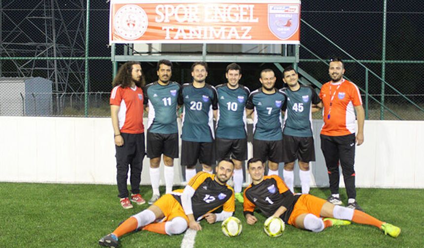 Denizli GESK B1 Futbol Süper Ligi’nde zirveye oynuyor