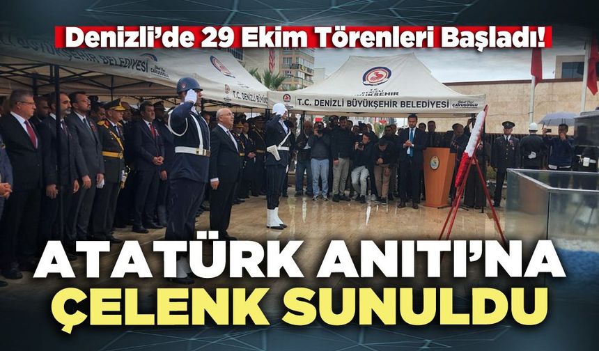 Atatürk Anıtı’na çelenk sunuldu