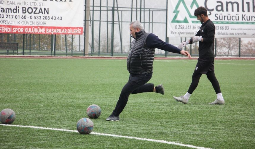 Denizli İdman Yurdu 1959’da 4 Haftada 2 Puan Hayal Kırıklığı