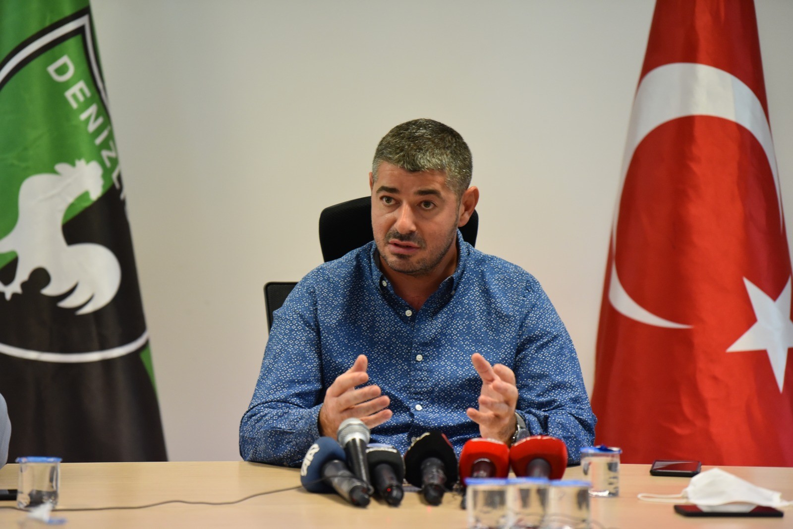 Milliyetçi Hareket Partisinden; Denizli Milletvekili aday adaylığını açıklayan Denizlispor Başkanı Mehmet Uz, genel merkez tarafından listeye alınmadı.