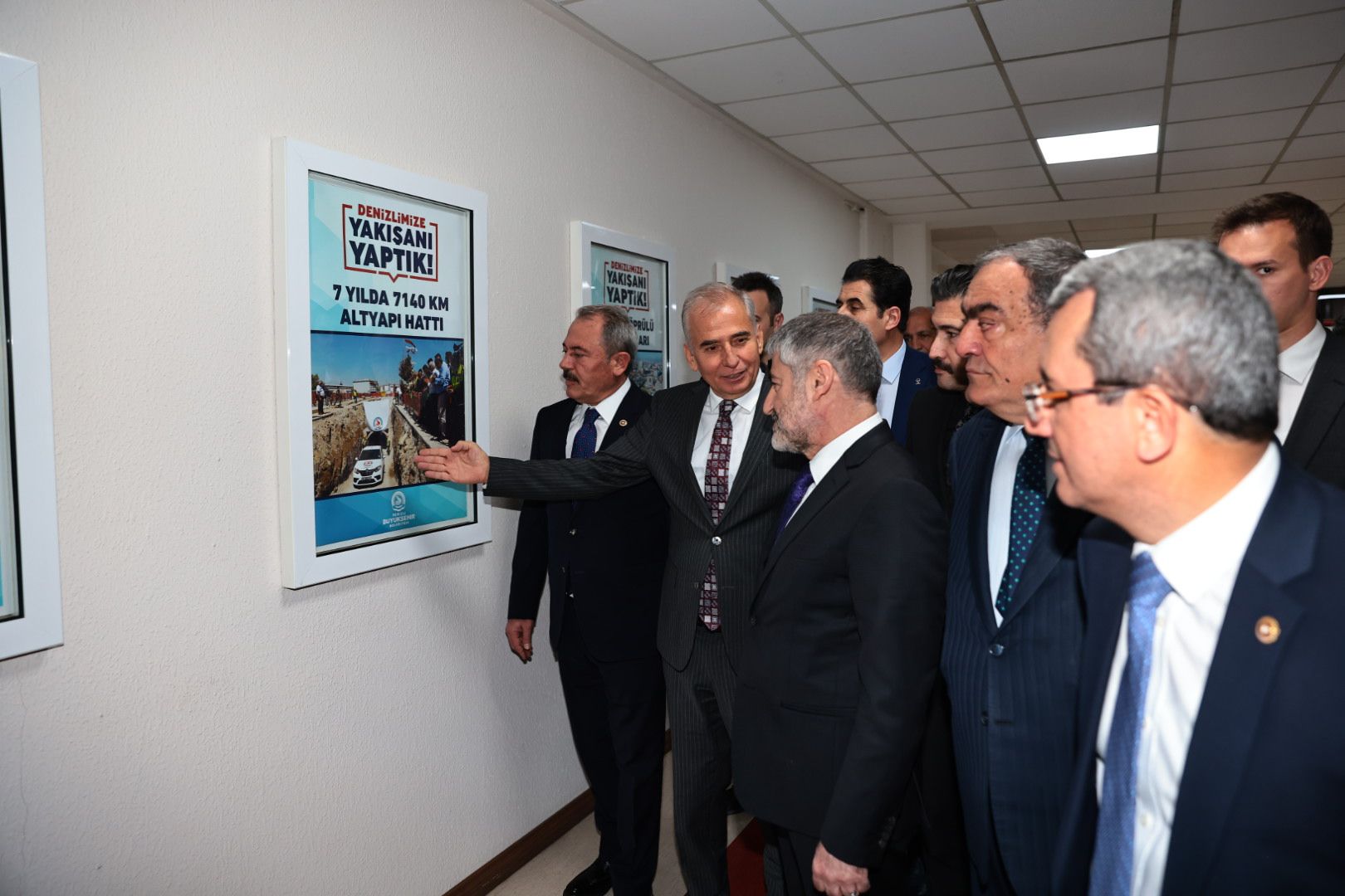 Bir dizi ziyaret ve program için Denizli’ye gelen Hazine ve Maliye Bakanı Nureddin Nebati, Denizli Büyükşehir Belediye Başkanı Osman Zolan'ı ziyaret etti.