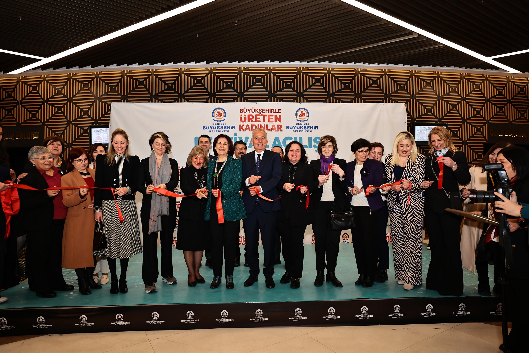 Büyükşehir’in Kadınlara Özel Festivali Başladı (6)