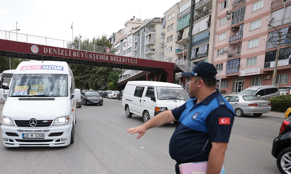 Büyükşehir'den Şehir Içi Minibüs Hatlarına Sıkı Denetim (1)